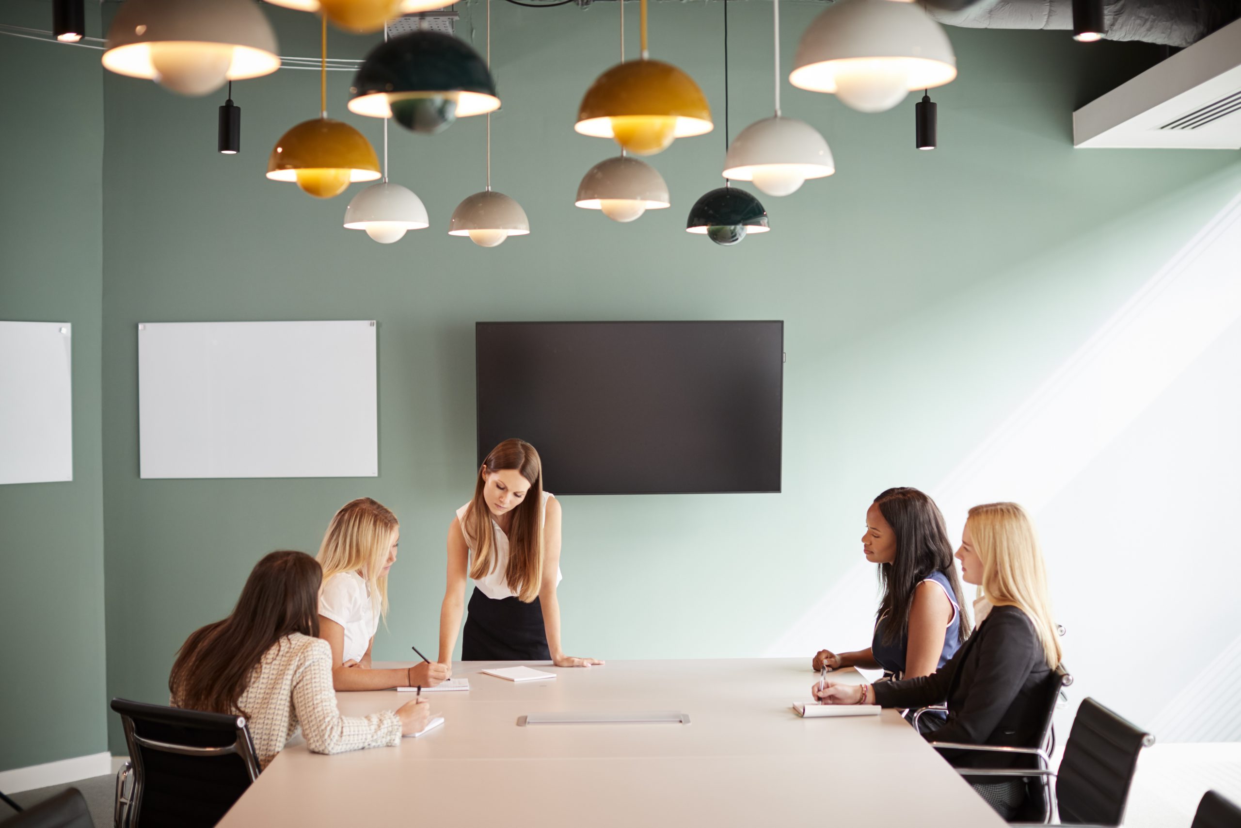 Retos de las mujeres en la hotelería